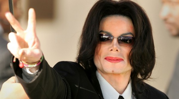 Sony Agrees to Buy Michael Jackson’s Music Estate for $750 Million ...