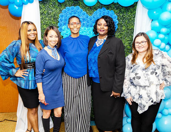 Colon Cancer Fighter Receives Support form Non Profit to heighten Awareness and Advocacy Resources