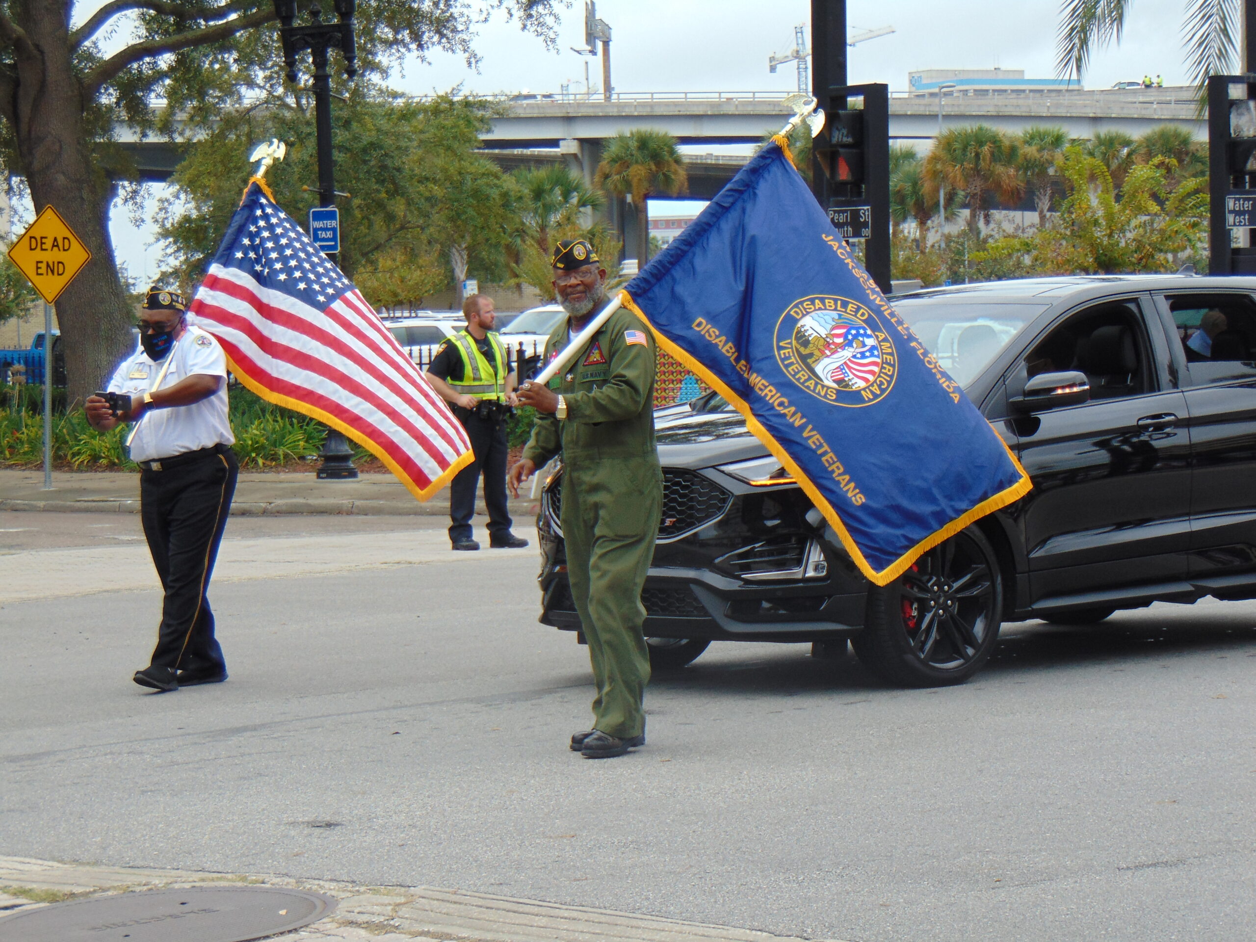Veterans Day Parade Commences Rain or Shine Free Press of Jacksonville