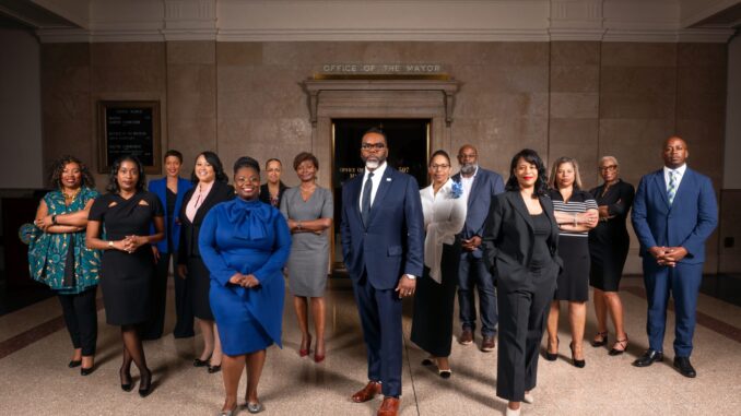 Mayor-Johnson-cabinet-2048x1365