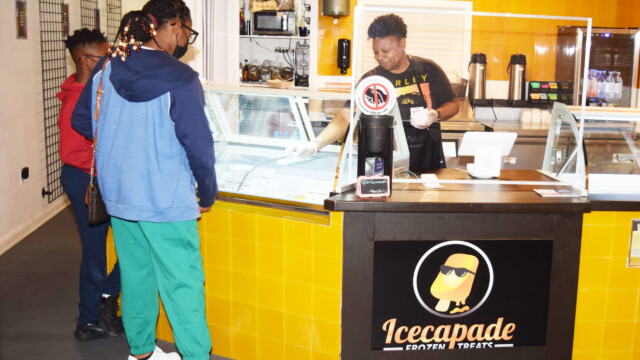 Icecapades - Shown is Springfield resident Lilia Moore and her grandchildren enjoying Icecapades Frozen Treats